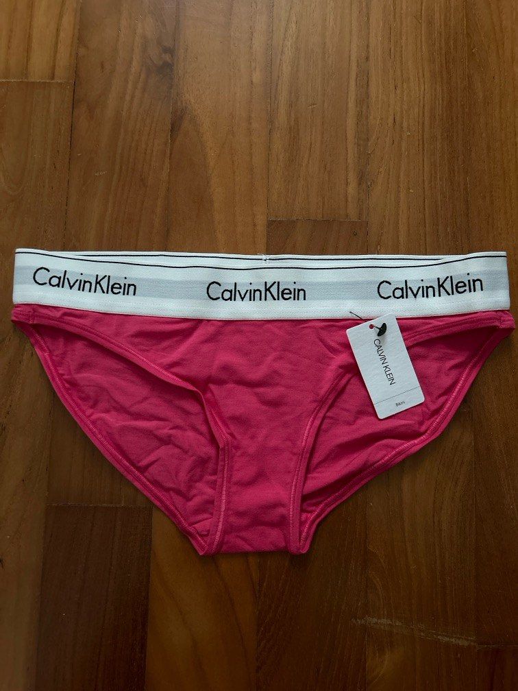 BNWT Ladies Calvin Klein Underwear Panty size S