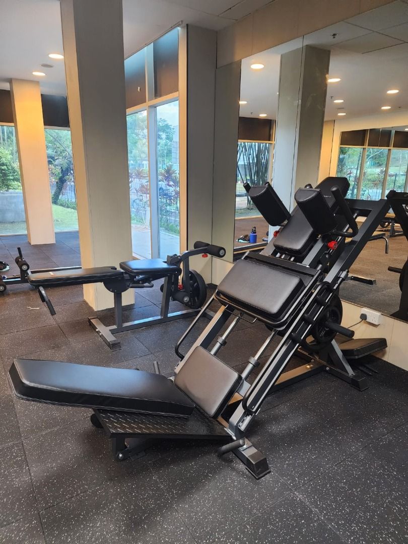BODYCRAFT F660 LINEAR BEARING LEG PRESS HACK SQUAT Sports Equipment Exercise Fitness Weights Dumbbells on Carousell