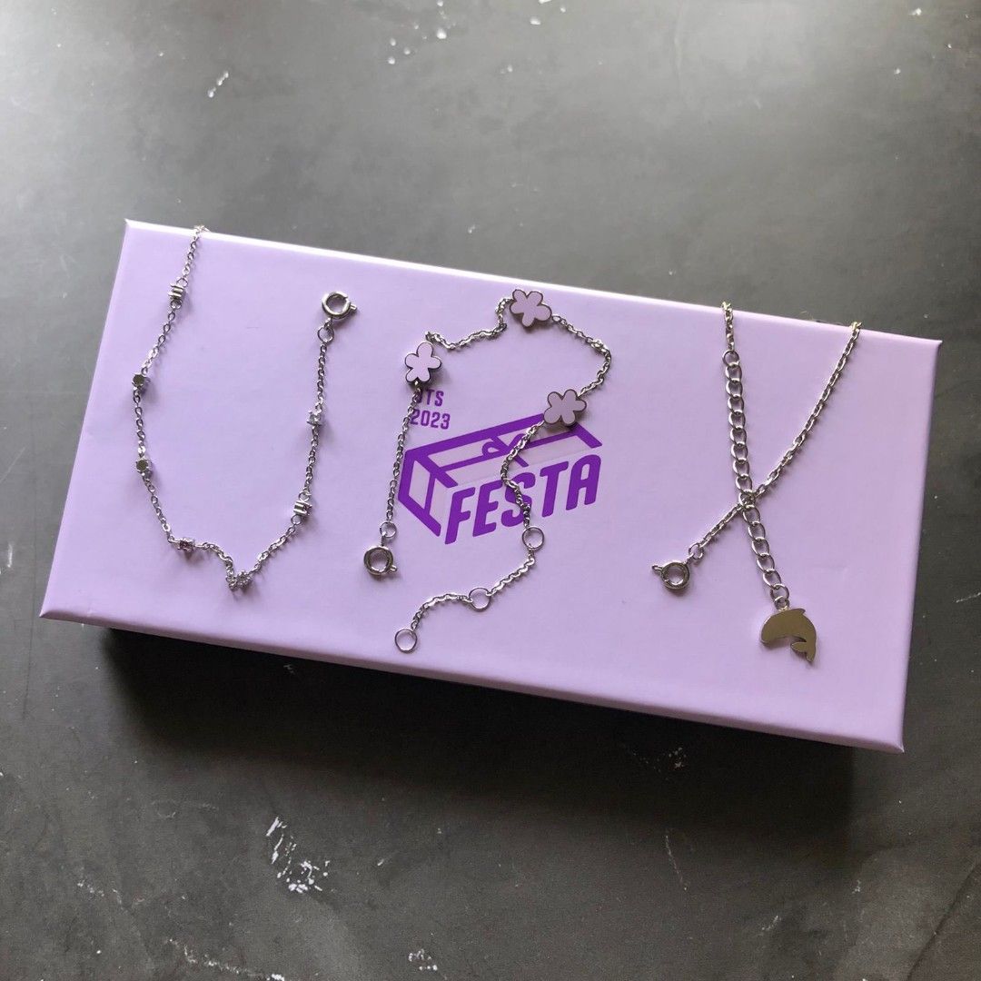 BTS 10th Anniversary FESTA Bracelet ( bracelet with cubic design 