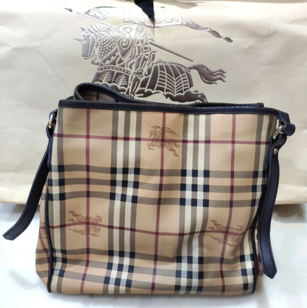 Classic Burberry tote bag, Luxury, Bags & Wallets on Carousell