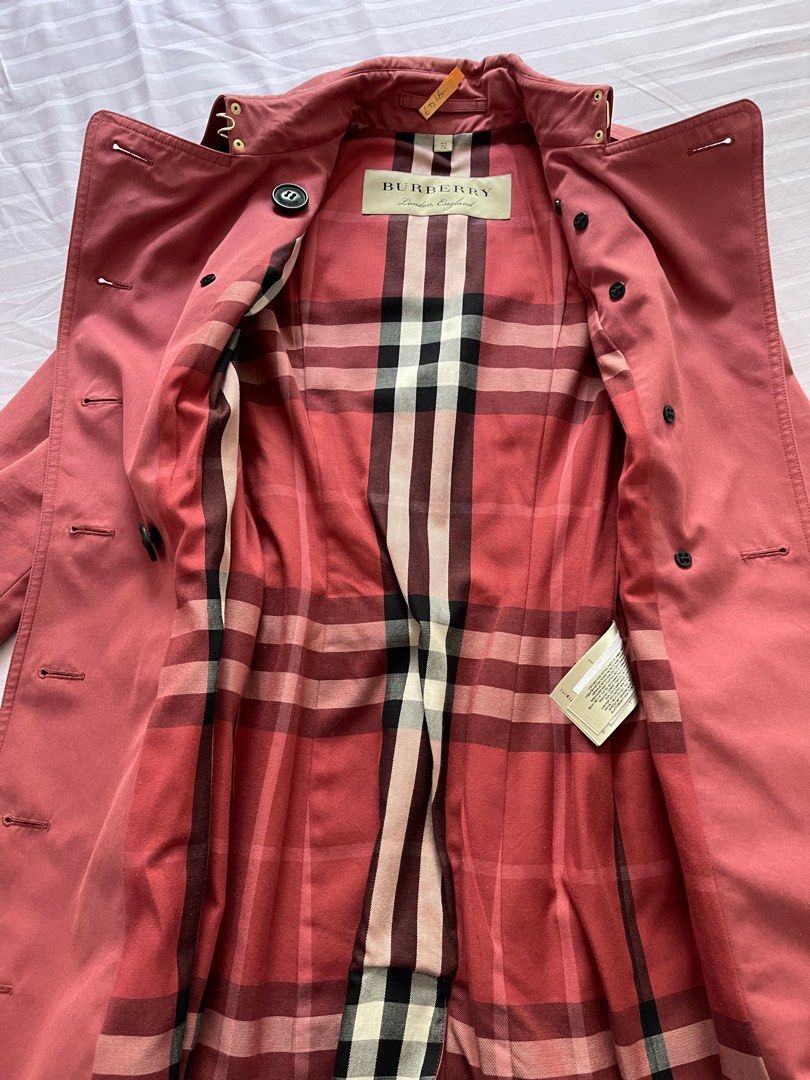 Burberry trench coat authentic Women s Fashion Coats Jackets