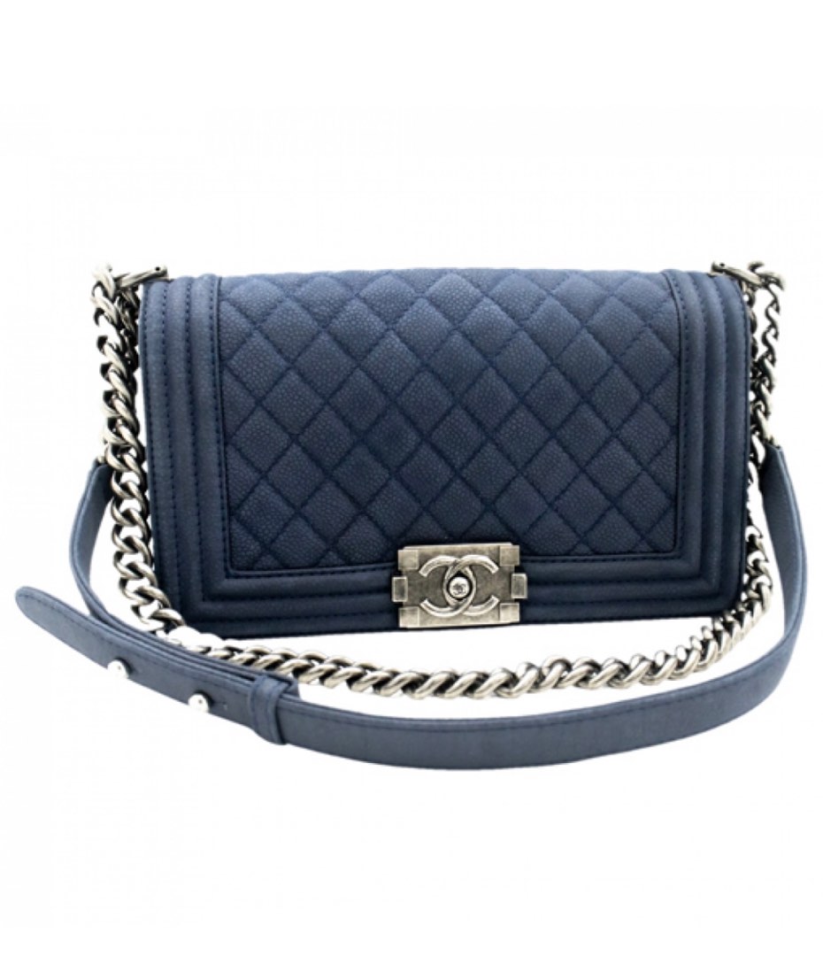Chanel boy sales navy blue caviar