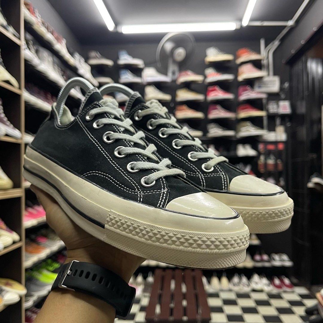 Converse black 2025 label