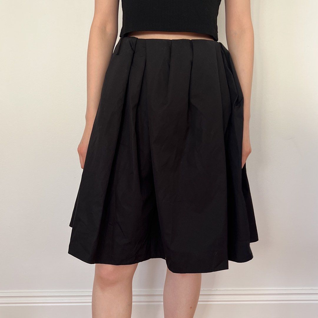Puffy skirt au shop