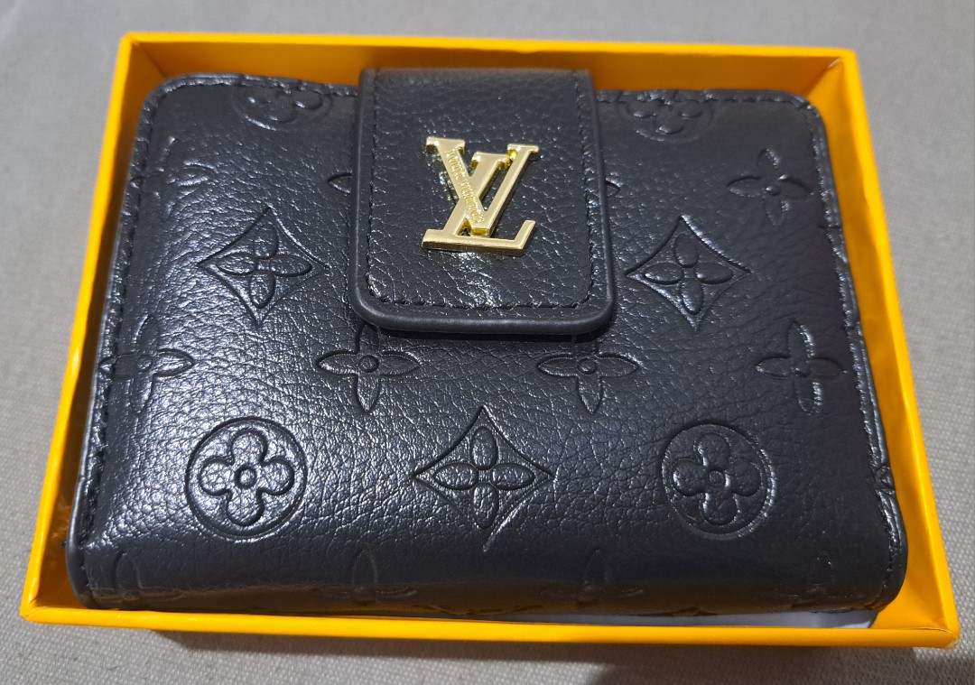 Jual Dompet lipat branded/dompet wanita LV/ Long wallet import
