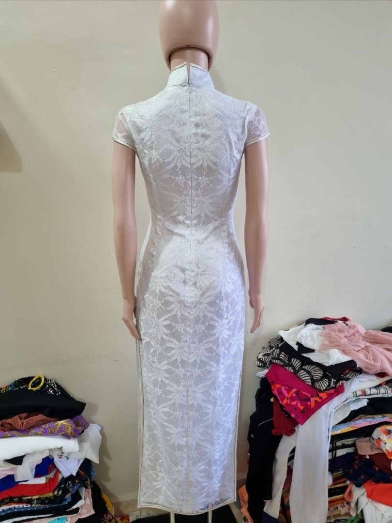 Gaun gold white sales