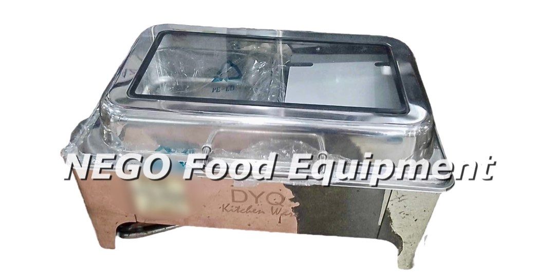 Electric Chafing Dish (Category: Other Kitchen Appliances) located in Las Pinas. Submitted by negofexpress (Listing ID 1261094722, Image 1). Description: Product Details 1) Brand new 2) This roll top food heater features a sturdy stainless steel frame for a long service life 3) Capacity provides plenty of space for lots of food 4) The roller blind can be opened 180 degrees for easy operation 5) It comes with a food container, water tank and elect