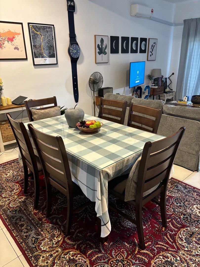 Fella Design Dining Table 6 pax Solid Rubber wood, Furniture & Home