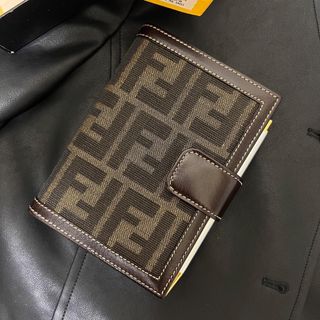 （分類：）位於 。 由 brb.vintage 提交（商品編號 1261054617，圖片 1）。簡介： 。