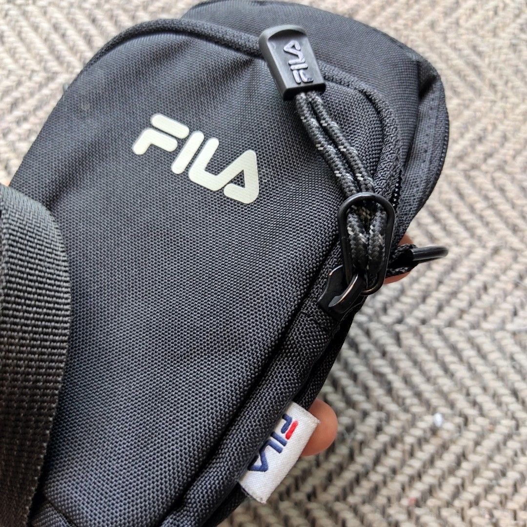 Fila mini clearance sling bag