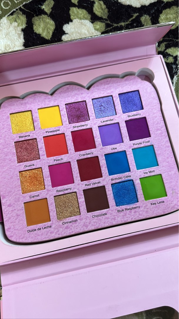 Glamlite top cake palette