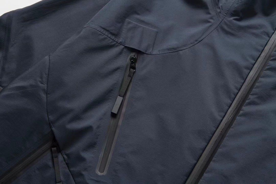 GOLDWIN GORE-TEX 3L SHELL JACKET, 男裝, 外套及戶外衣服- Carousell