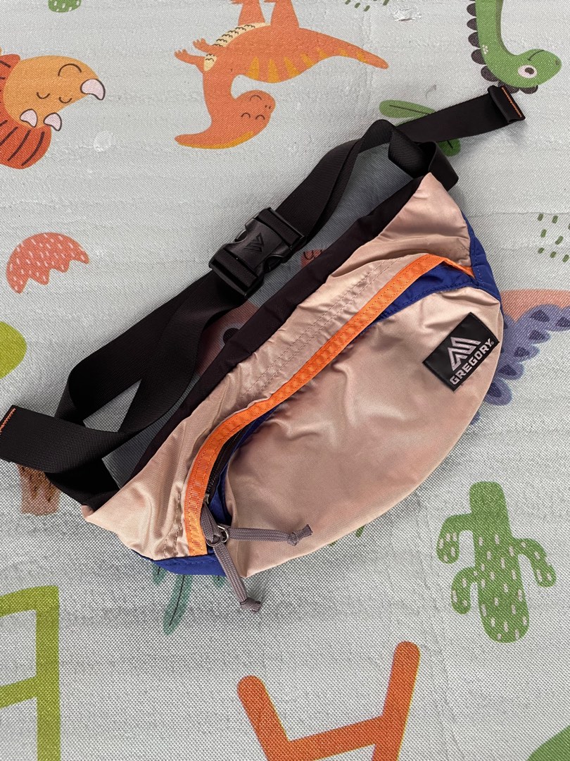 GREGORY belt bag, Men's Fashion, Bags, Belt bags, Clutches and Pouches