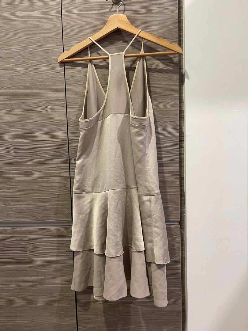 Halston heritage tiered satin midi dress hotsell