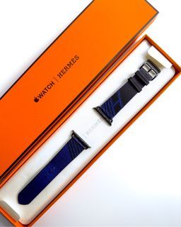 We love Hermes - Neobain case, small model/PM SIZE /2200HKD Flat case with Hermès  Bain print (80% polyamide and 20% elastane) Measures 22CM long x 16CM high