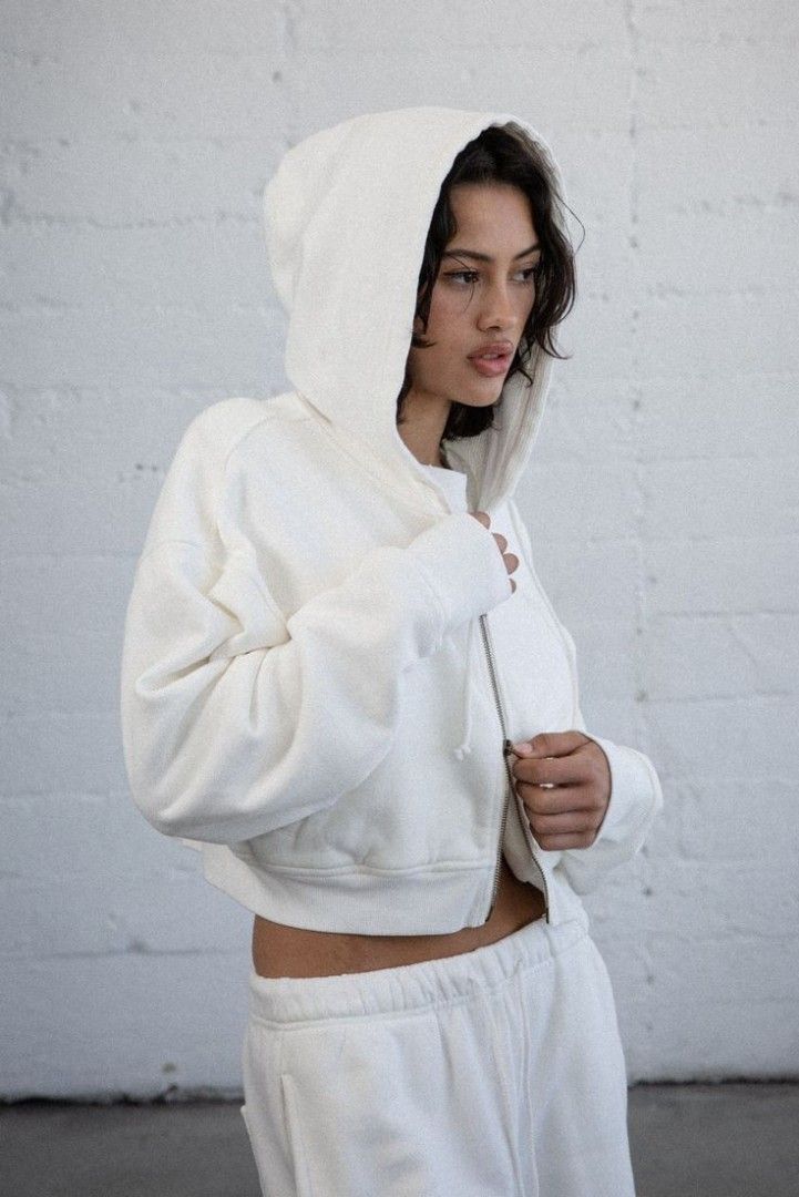 H M cream white cropped zip up hoodie Women s Fashion Coats