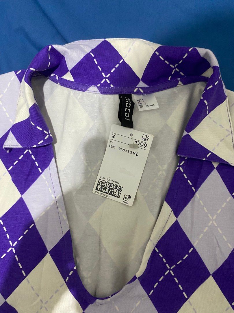 H&M dress (Category: Dresses) located in Guagua. Submitted by caifits (Listing ID 1261095537, Image 3). Description: brandnew with tag! Authentic h&m (from Japan) Large on tag.