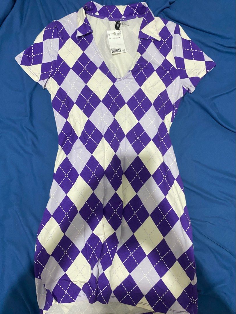 H&M dress (Category: Dresses) located in Guagua. Submitted by caifits (Listing ID 1261095537, Image 1). Description: brandnew with tag! Authentic h&m (from Japan) Large on tag.