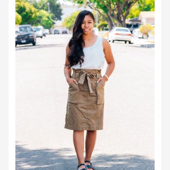 H&m khaki discount skirt