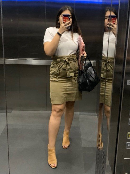 Khaki paperbag midi skirt top