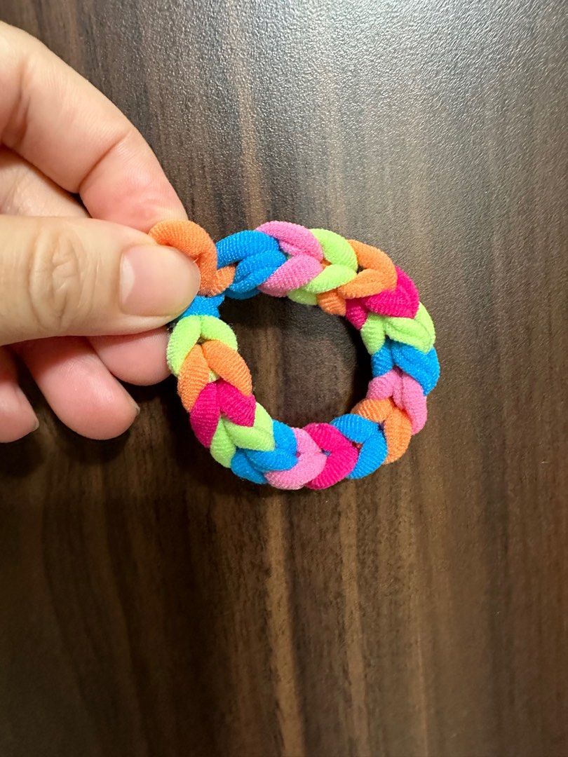 Children's rubber clearance band bracelets