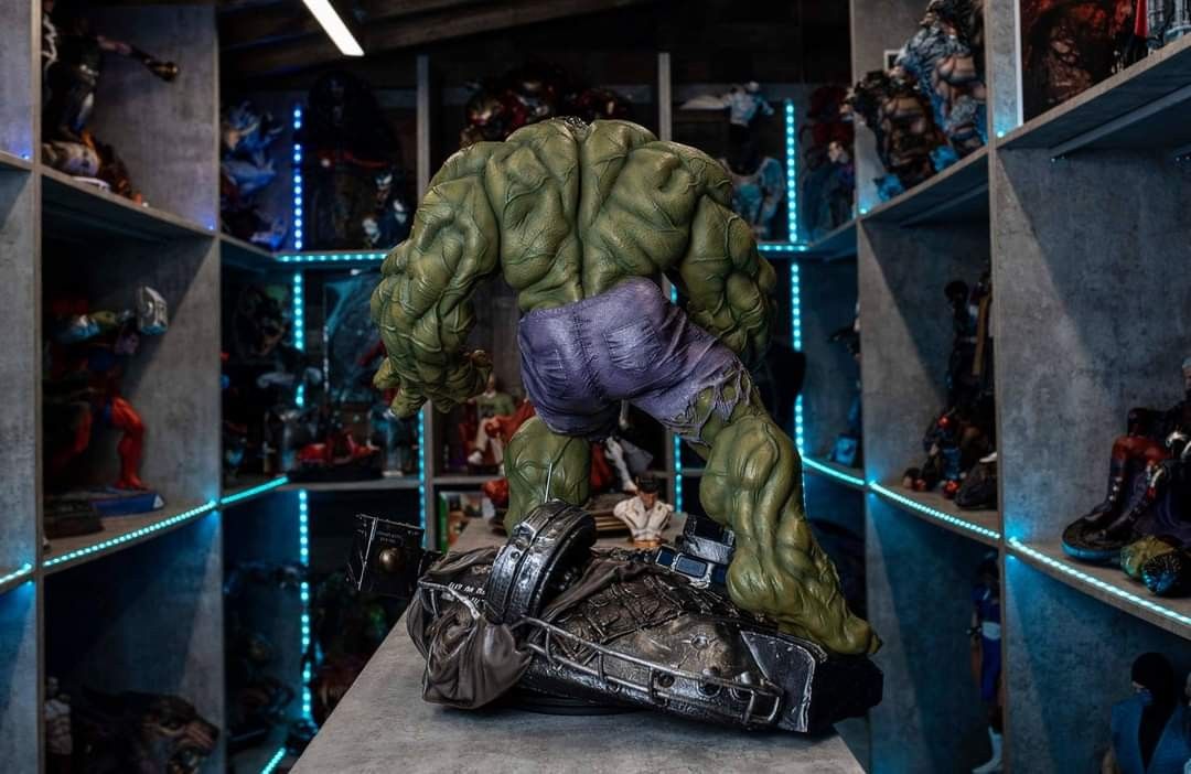Hulk ATF XM Statue, Hobbies & Toys, Toys & Games on Carousell