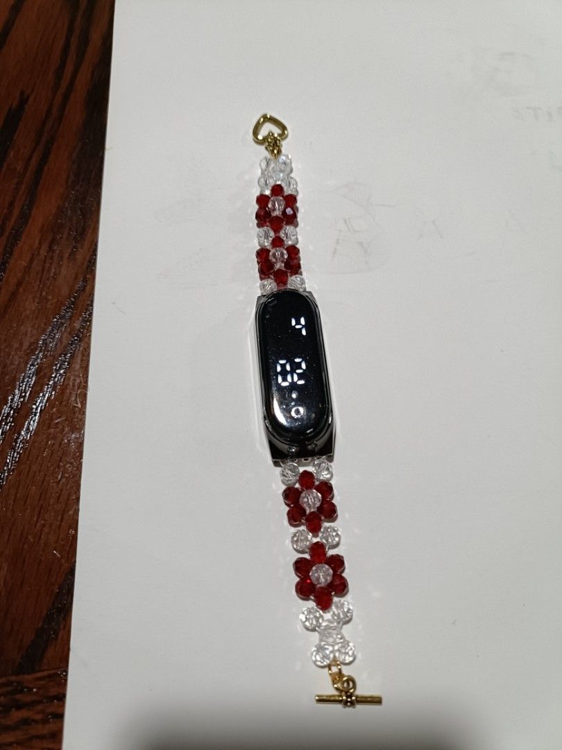 Jam Gelang Digital, Women's Fashion, Watches & Accessories, Watches on Carousell