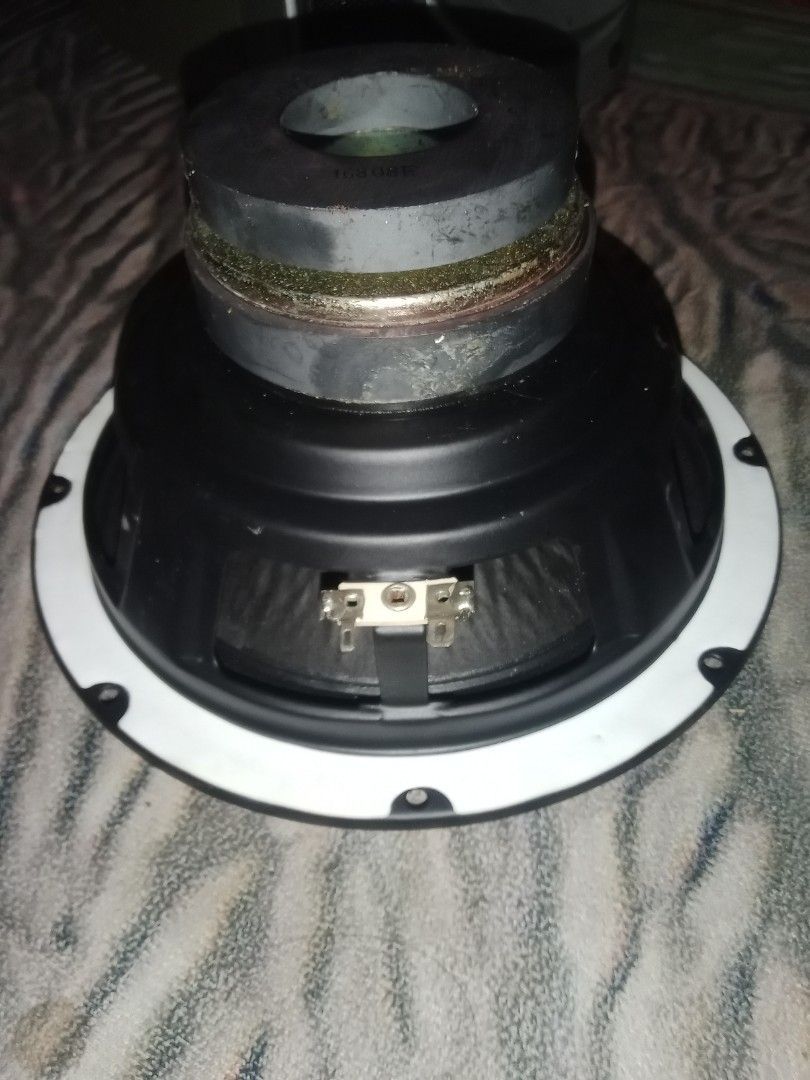 JVC woofer speaker, Audio, Soundbars, Speakers & Amplifiers on Carousell