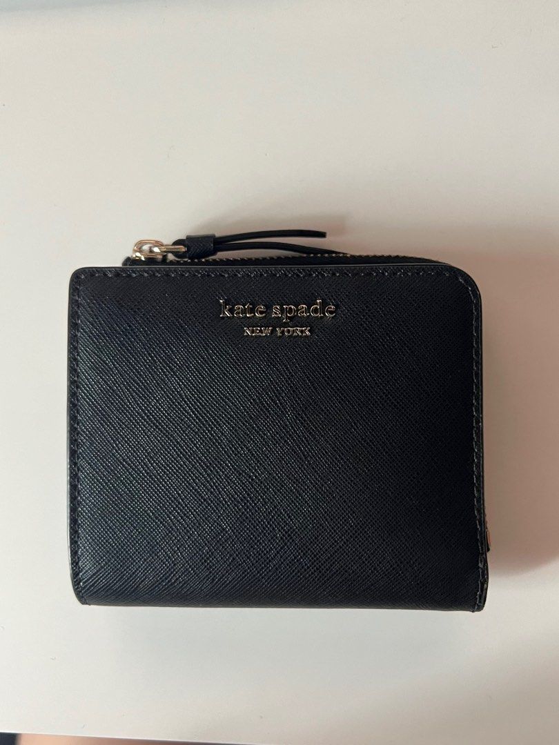 Kate spade 2025 bifold wallet cameron