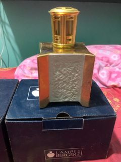（分類：）位於 。 由 susu2019 提交（商品編號 1261140727，圖片 1）。簡介： 。