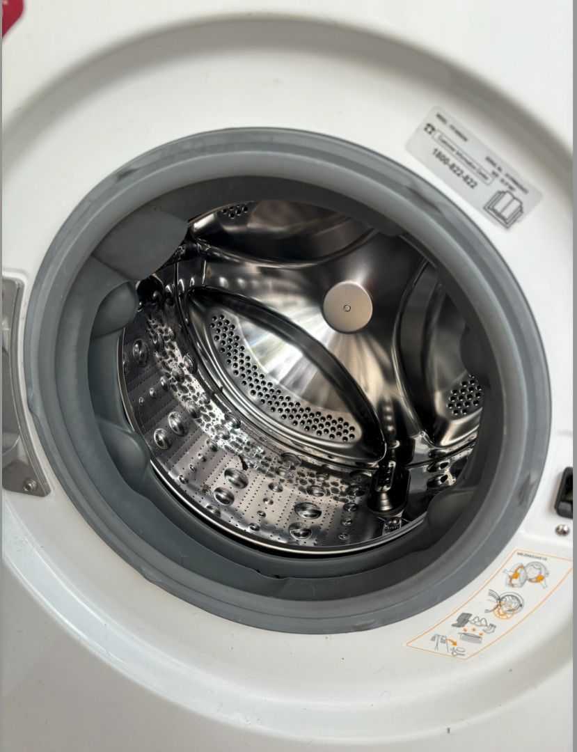 LG Washing Machine 9kg Good Condition, TV & Home Appliances, Washing