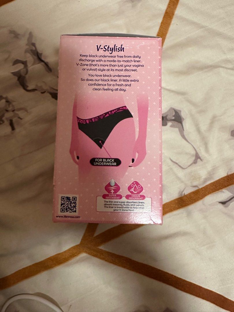 Libresse black pantie liner (Category: Sanitary Hygiene) located in Singapore. Submitted by rubbishxing_ (Listing ID 1260986805, Image 2). Description: I have both brand new & used Used left around 27 pcs, selling for $2 Brand new 30 pcs, selling for $4 * can get both for $5 (self collection only) Pls DM me if keen Meet ups will be held at Tampines mrt/Changi airport MRT No mailing as box is bulky .