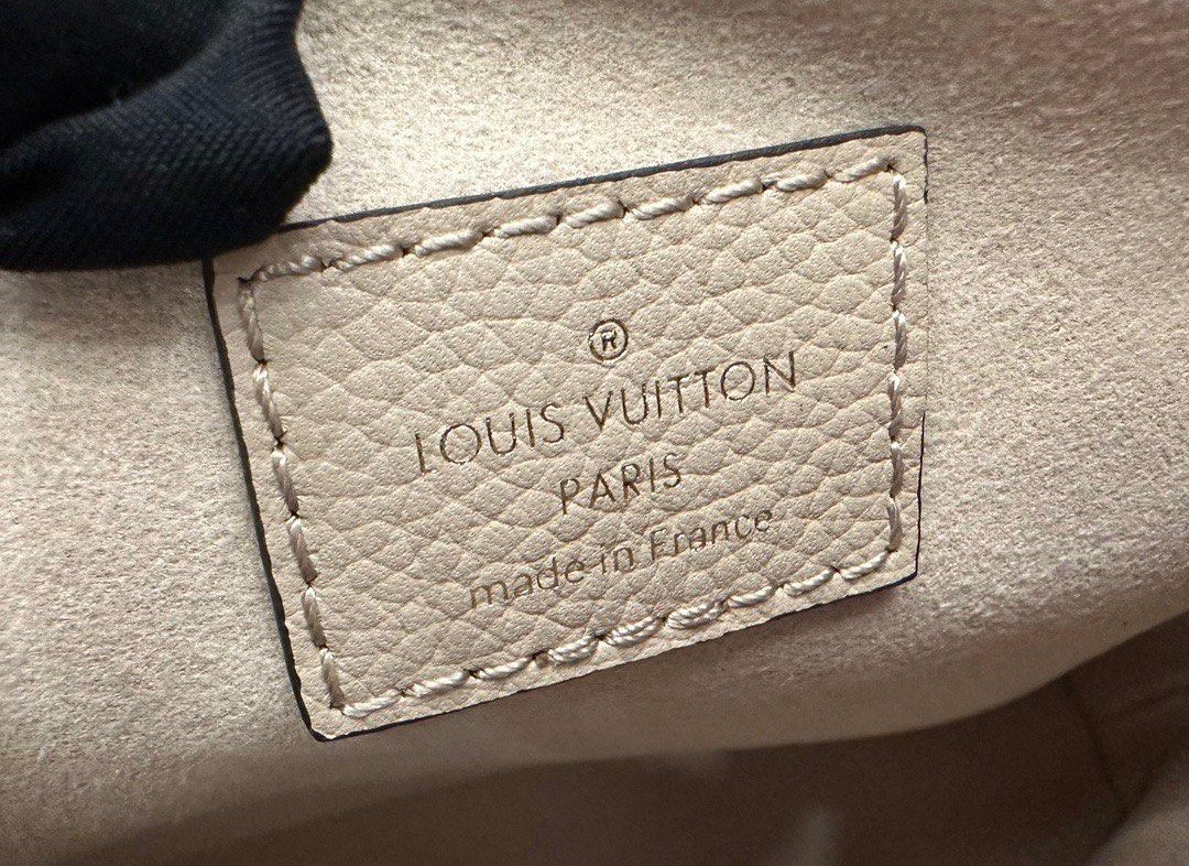 Oxford LV : r/Louisvuitton