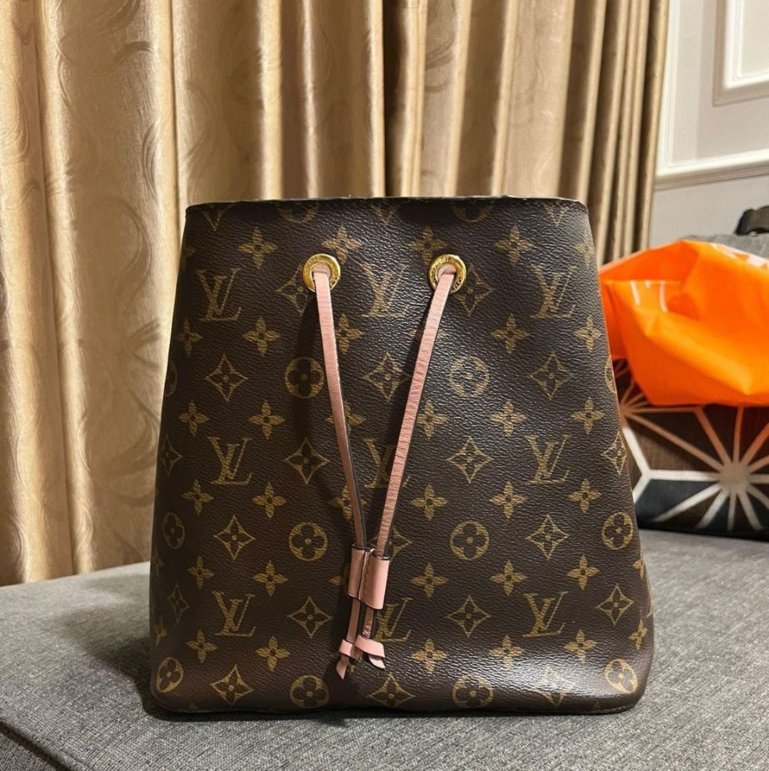 Louis Vuitton bandou 20 2021, Barang Mewah, Tas & Dompet di Carousell