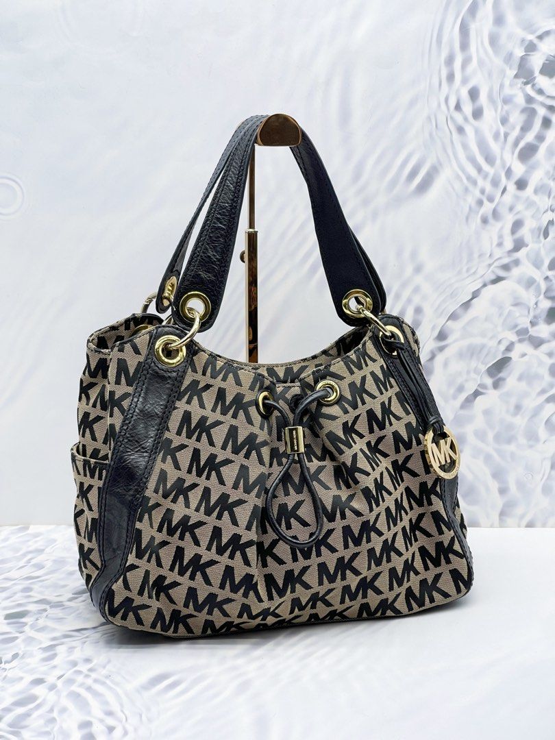 Michael kors ludlow store
