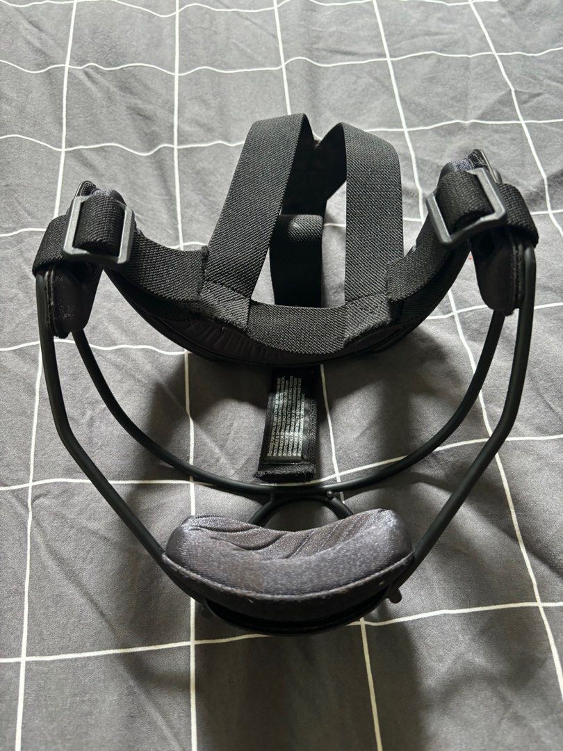 Mizuno Softball face shield (child), Sports Equipment, Sports & Games