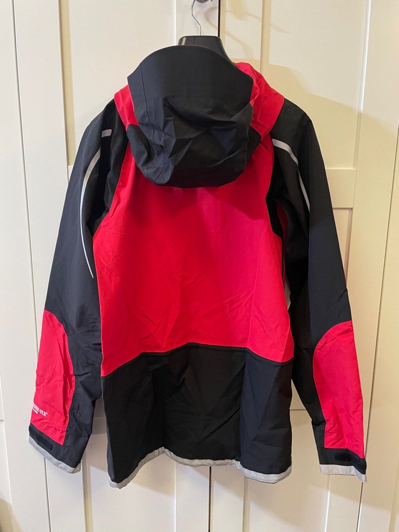 Mountain Equipment Men s Kongur MRT Jacket Imperal Red