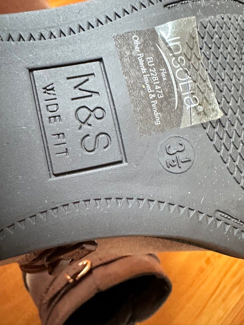 M and s discount boots wide fit