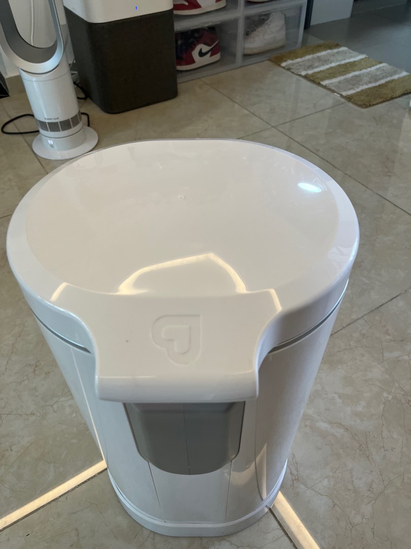 Munchkin Diaper Pail, Babies & Kids, Baby Nursery & Kids Furniture