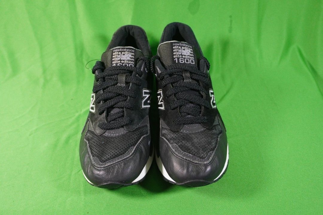 New Balance 1600 elite edition black white size 42 Insole 26 5 cm Made in vietnam