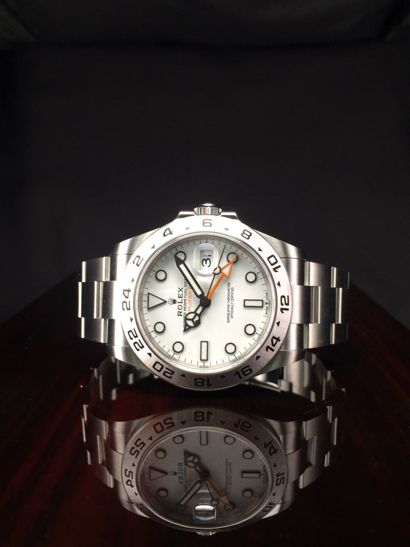 White dial explorer 1 online
