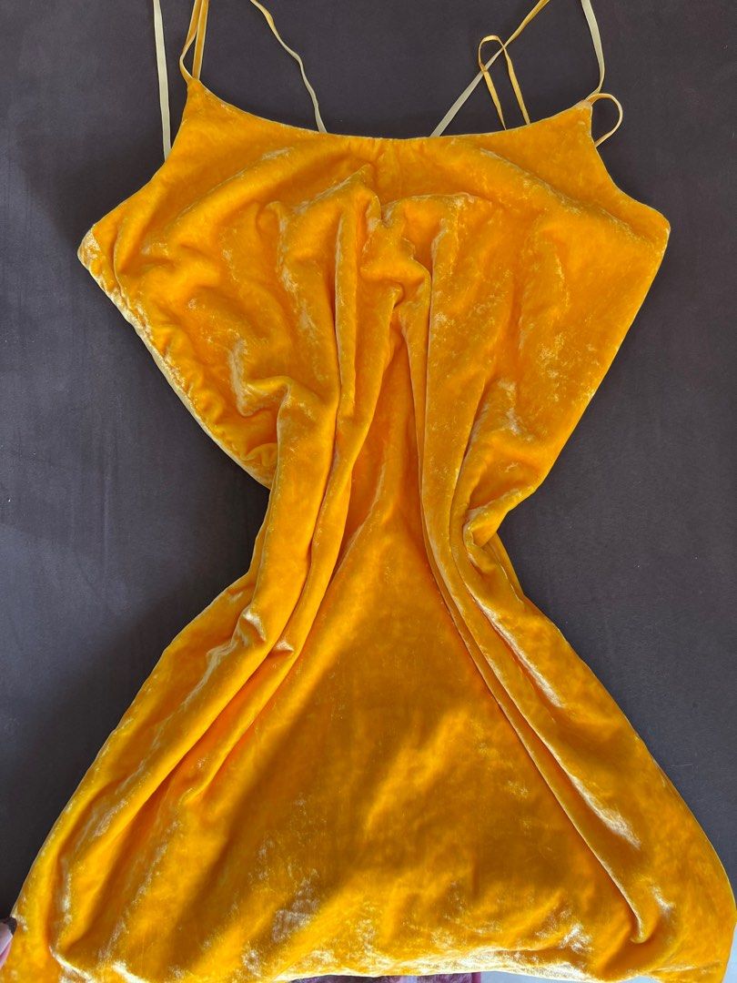 Yellow velvet dress zara clearance