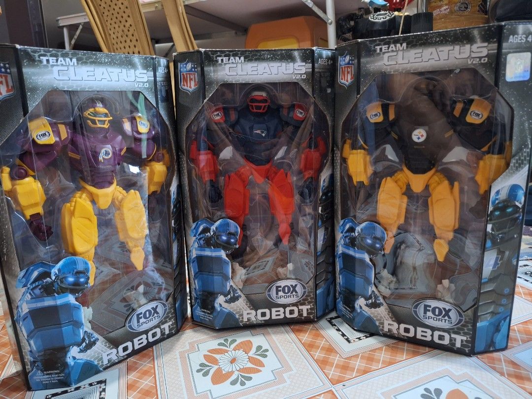 Fox sports shop robot action figure