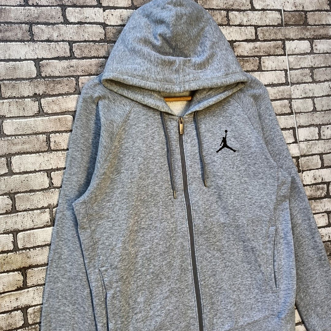 Grey and black jordan hoodie discount