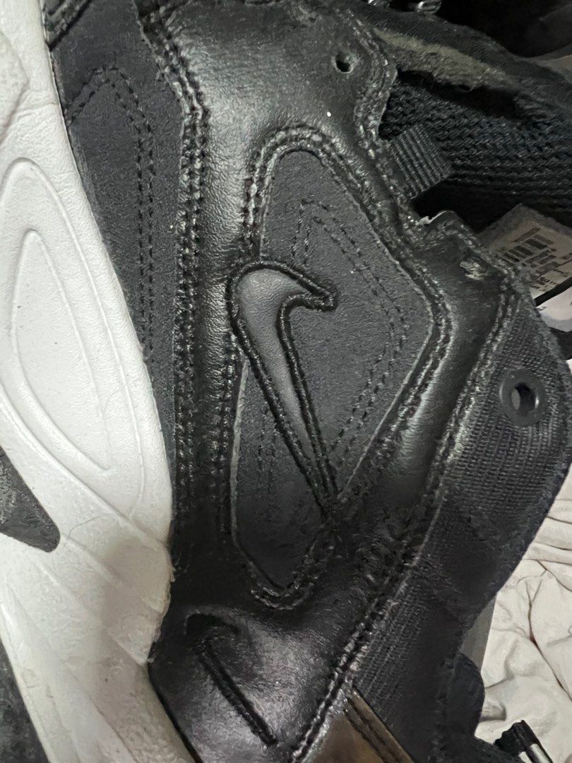 FAST DEAL 25 NIKE RUNNING walking SHOES BLACK WHITE