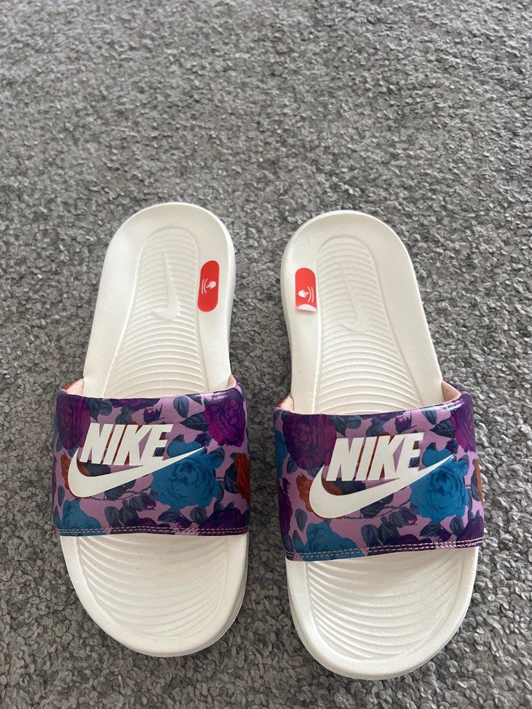 Purple nike slides womens hotsell