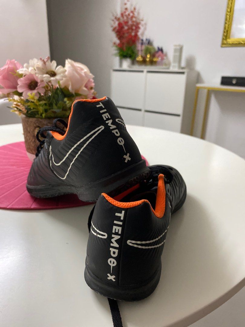 Nike tiempo x futsal sales