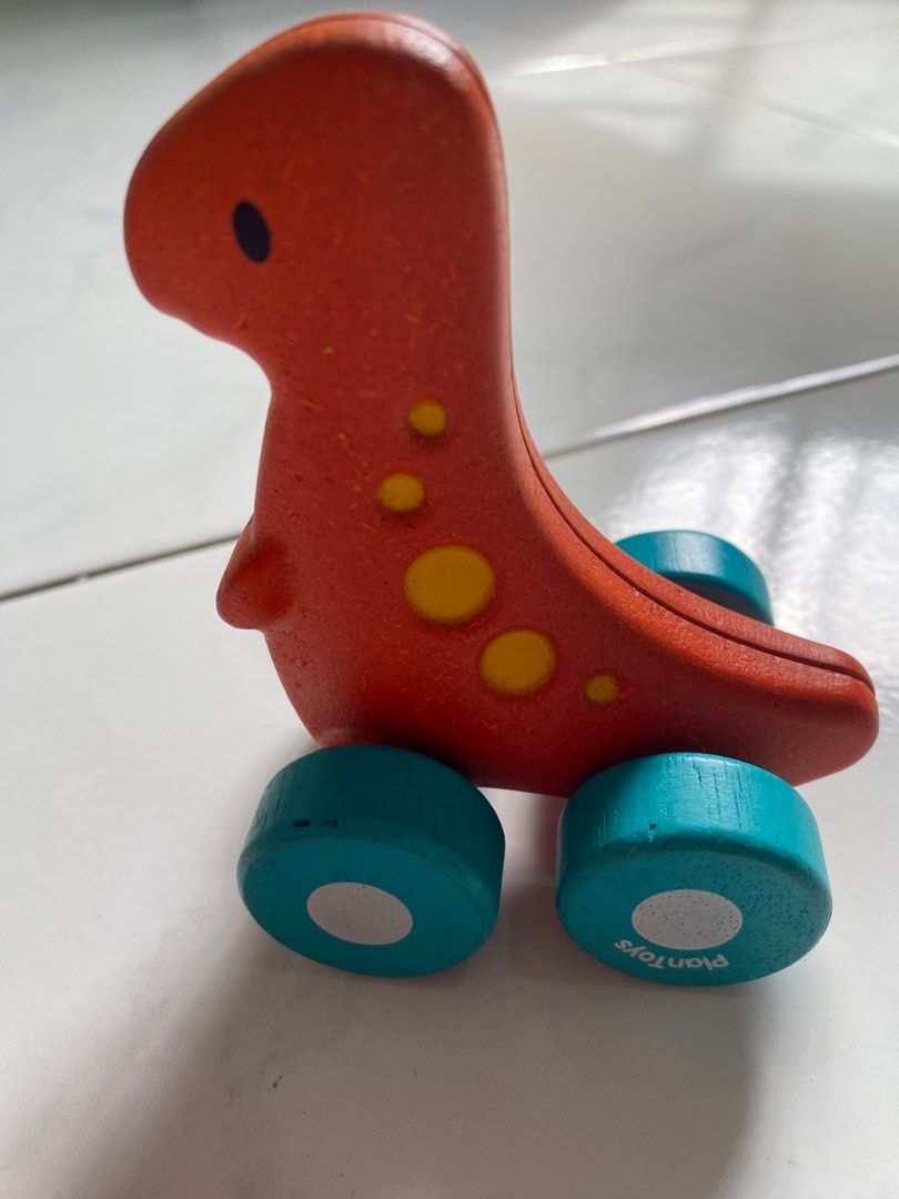 CHEMICAL FREE Plan toys dinosaur on wheels Babies Kids