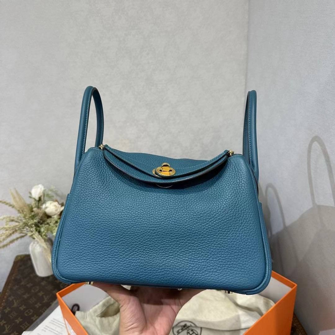 Hermes Lindy 26 Trench GHW, Luxury, Bags & Wallets on Carousell