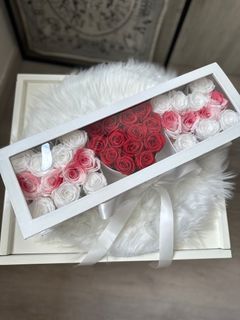 Online Box Of I Love You Roses With Mini Moet Champagne 200 Ml For  Valentines Gift Delivery in Singapore - FNP